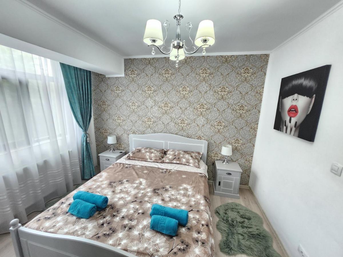 Boutique City Retreats Apartments Iasi Bagian luar foto