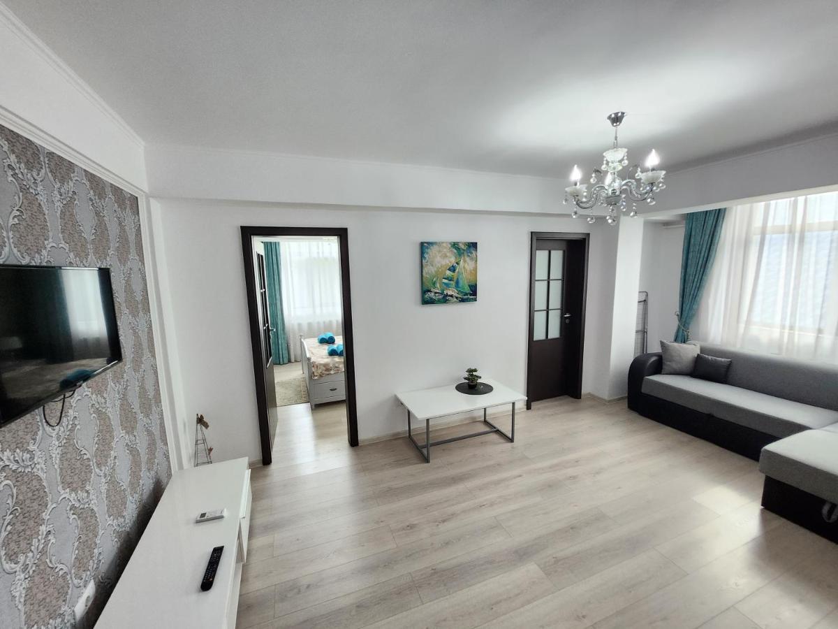 Boutique City Retreats Apartments Iasi Bagian luar foto
