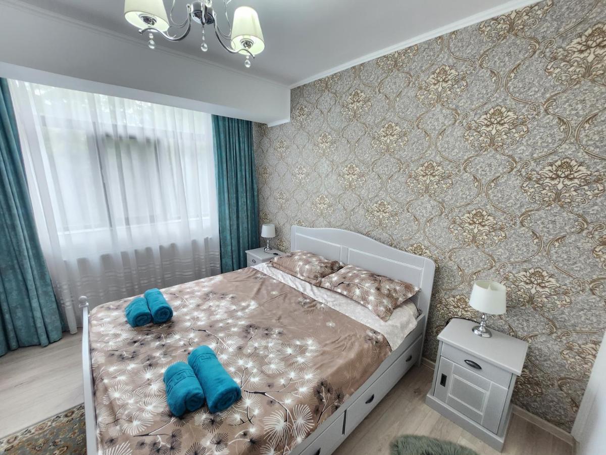 Boutique City Retreats Apartments Iasi Bagian luar foto