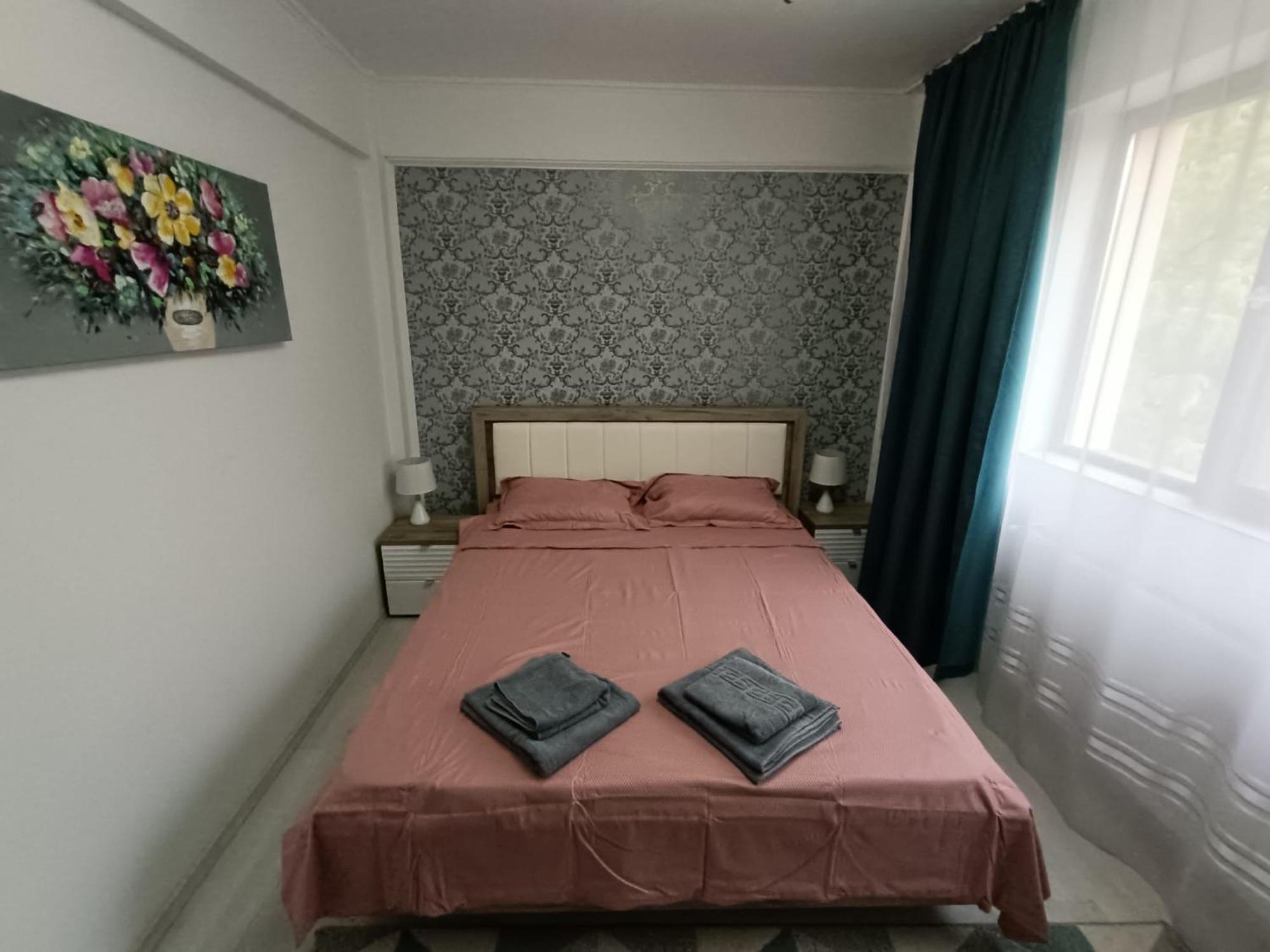 Boutique City Retreats Apartments Iasi Bagian luar foto