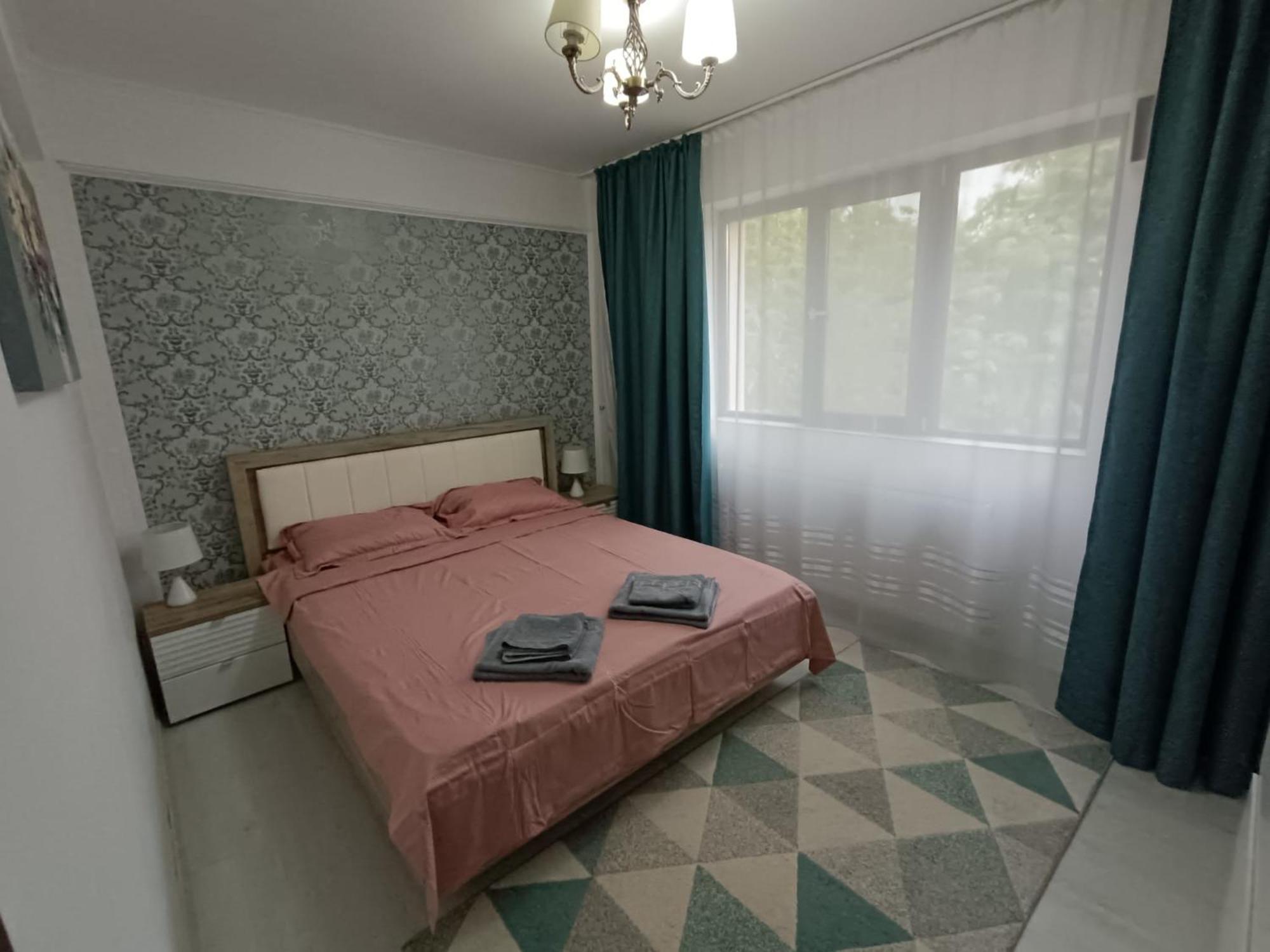 Boutique City Retreats Apartments Iasi Bagian luar foto